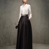 Evening dress from pronovias black and white