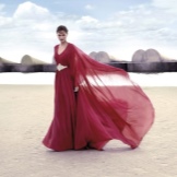 Evening dress from Carla Ruiz red