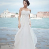 Váy cưới đế chế từ bộ sưu tập Gabbiano Venice