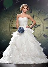 ชุดแต่งงานจาก Bridal Collection 2014 พร้อมจีบ