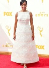 Regina King - Váy Emmy 2015