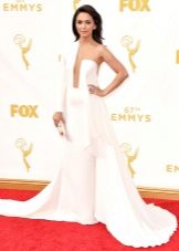 Nazanin Boniadi - Váy Emmy 2015
