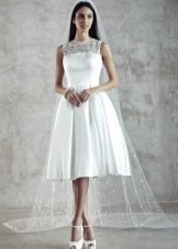 Váy cưới trắng mịn