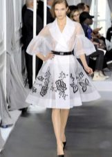 Damit na may organza burda