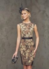 Rose Floral Office Dress sa pamamagitan ng Clara