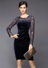 Velvet dress na may guipure sleeves