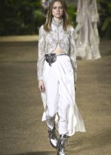 Elie Saab Spring-Summer 2016 pantalon na may naaalis na palda