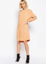 Váy polyester cho mùa lạnh