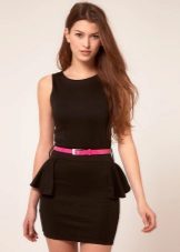 Dress with an incomplete basky