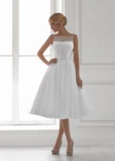 Váy cưới Audrey Hepburn có ren