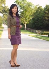 Trang phục thường ngày của màu hoa cà