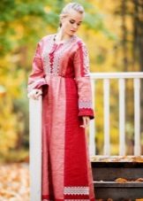 Tunic-like model ของ sundress รัสเซีย