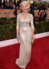 Si Helen Mirren sa isang damit mula kay Jenny Packham