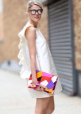 White dress dandies sa estilo ng 60s