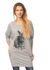váy lỏng lẻo từ chân trang
