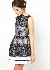 váy organza đen trắng