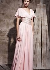 đầm satin màu hồng