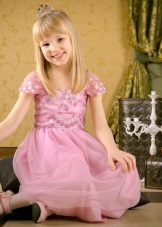Final dress in kindergarten pink with sleeves