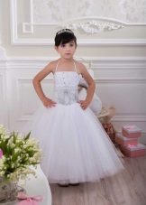 ชุดปีใหม่สำหรับหญิงสาวที่งดงามด้วยน้ำพริก