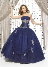 Elegant ball gown para sa mga batang babae