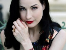 Trang điểm Rockabilly