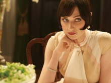 Nữ anh hùng ăn mặc Dzhorzhan từ bộ phim Great Gatsby
