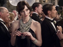 Nữ anh hùng ăn mặc Dzhorzhan từ bộ phim Great Gatsby