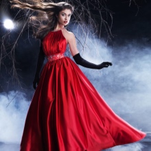 ชุดราตรี A-Silhouette สีแดง 50