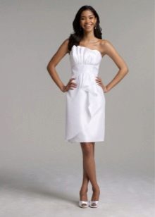 ชุดแต่งงานกระโปรงกับ ruffles