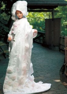 kimono cưới màu trắng