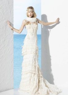 Váy cưới thẳng boho
