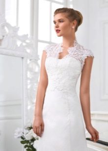 openwork bolero ในชุดแต่งงานติดกระดุม