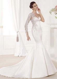Váy cưới nàng tiên cá Satin với tàu hỏa