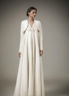ชุดราตรีเอ็มไพร์กับ bolero