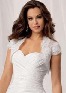 ชุดแต่งงานกับ openwork bolero