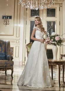 ชุดแต่งงานเอ็มไพร์โดย Eva Utkina