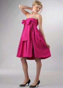 sundress สั้นสีแดงสำหรับหญิงตั้งครรภ์
