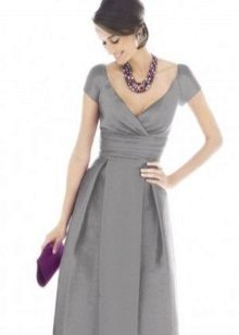 Accessories for evening dress for the groom's mother