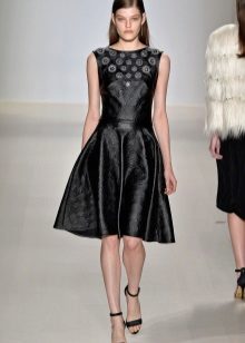 Short evening dress from Tadashi Shoji