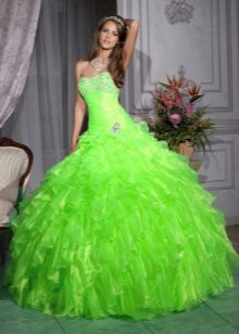 ชุดแต่งงานสีเขียวกรด