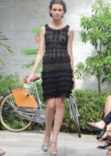Váy dạ hội từ Vanessa Montoro ngắn