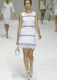 Váy đan trắng của Dolce & Gabbana