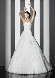 ชุดแต่งงานสุดหรูจาก Cupid Bridal