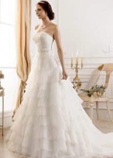ชุดแต่งงาน A-silhouette จากชุด Idylly โดย Naviblue Bridal