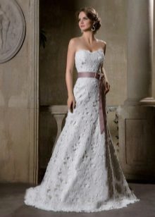 Váy cưới ren từ bộ sưu tập Roman Holiday từ Gabbiano