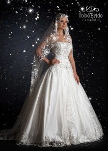 ชุดแต่งงาน A-silhouette โดย To Be Bride 2011