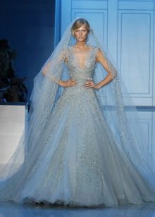 Váy cưới màu xanh của Elie Saab