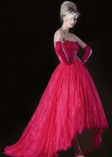 ชุดแต่งงานสีแดงหน้าสั้นหลังยาว