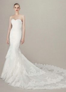 Wedding dress with lace layered train