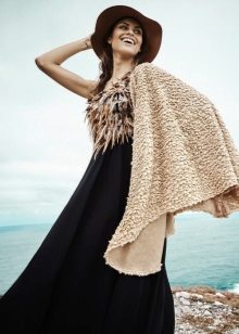 Silk evening dress with fur and cape